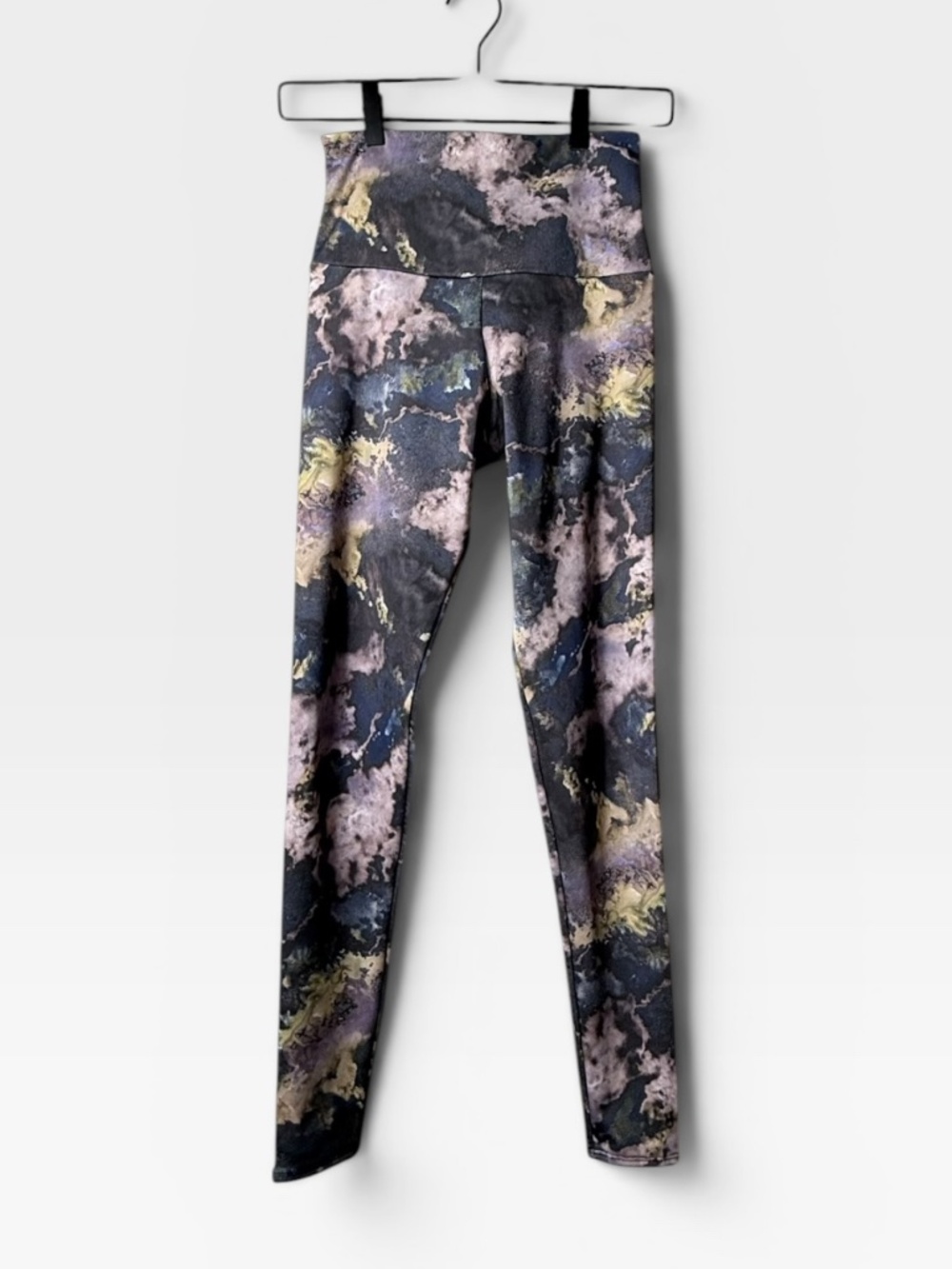 Onzie high-rise yoga leggings in Marble Print Size XS (M)